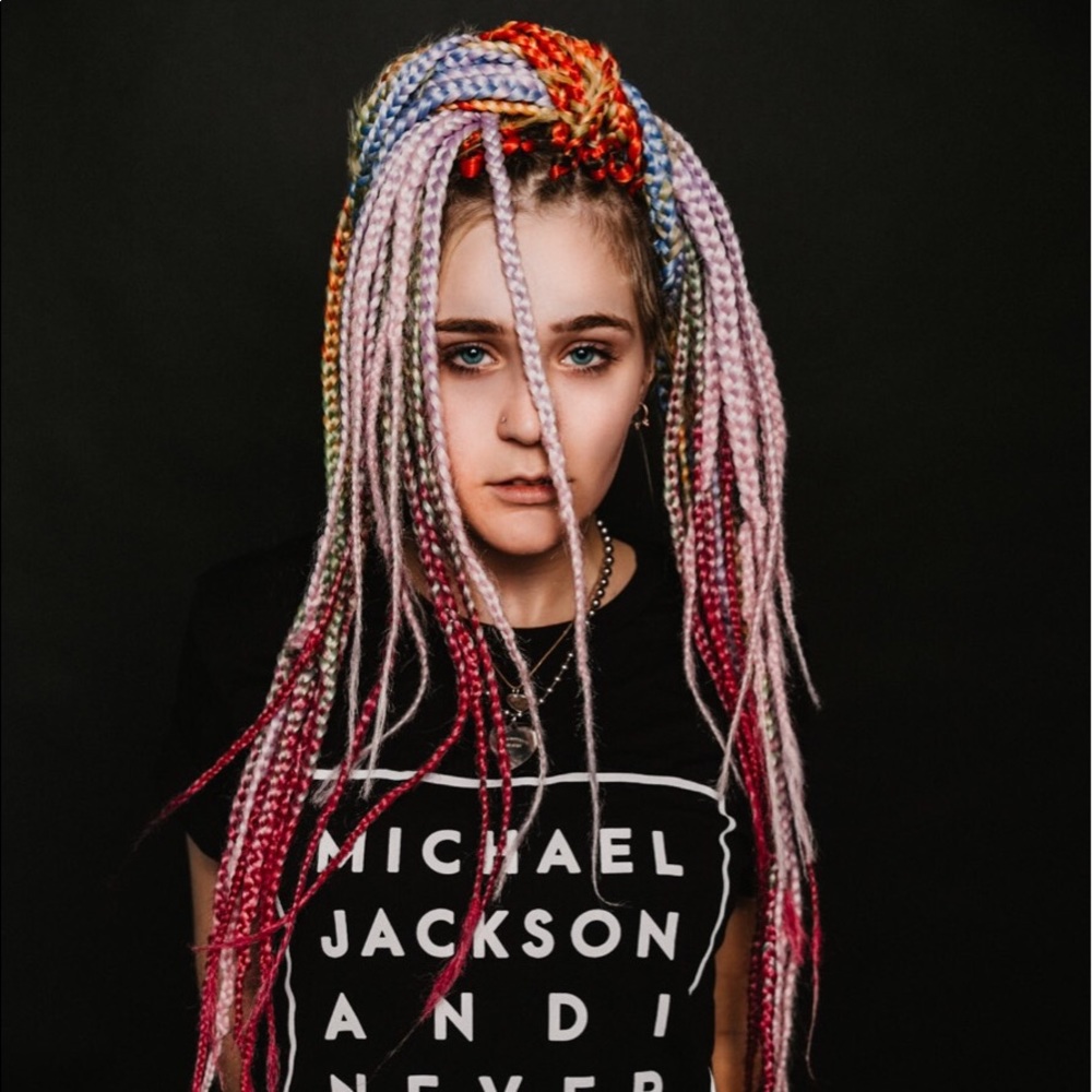 Meet your Posher, Flowerthief